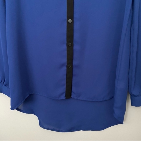 Lace top button down long sleeve - Picture 2 of 4